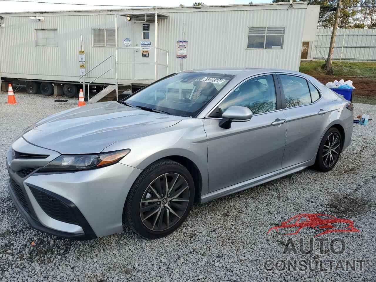 TOYOTA CAMRY 2022 - 4T1G11AK3NU073649