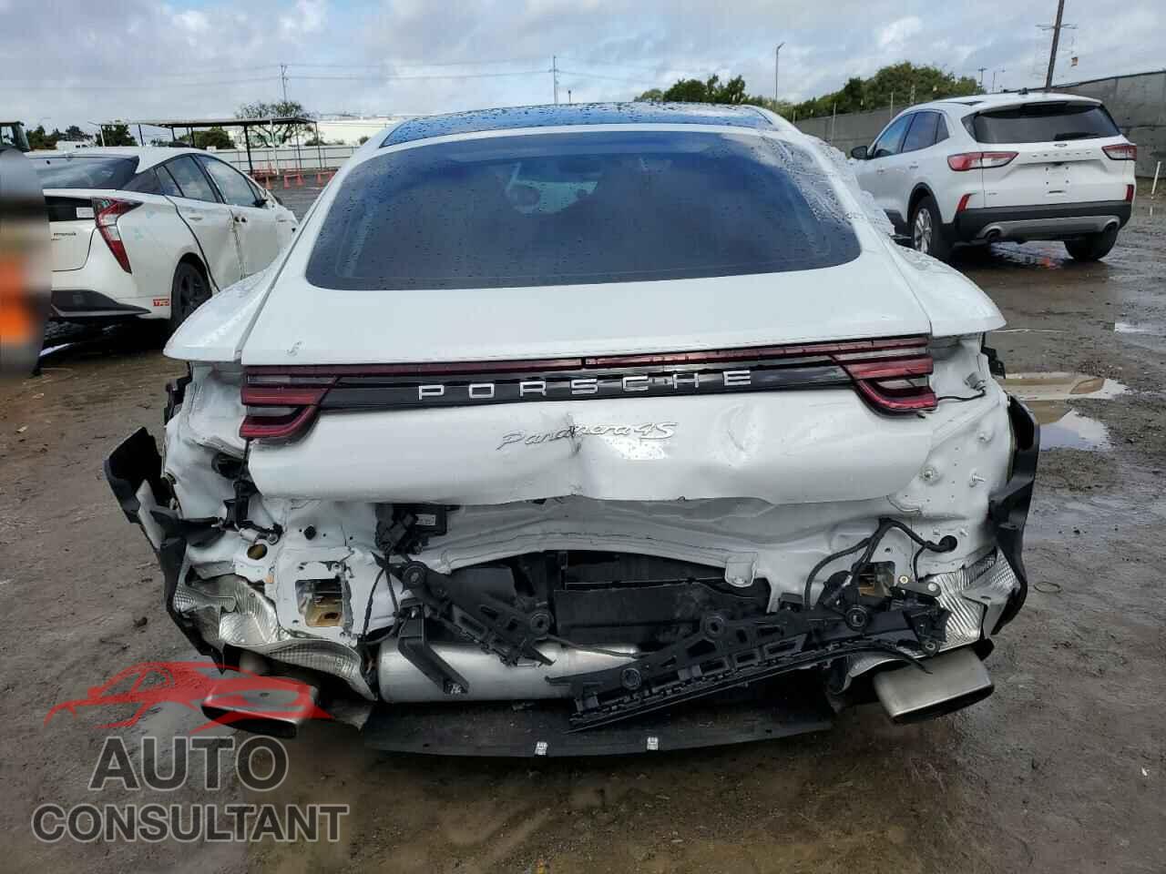 PORSCHE PANAMERA 2017 - WP0AA2A72HL101219