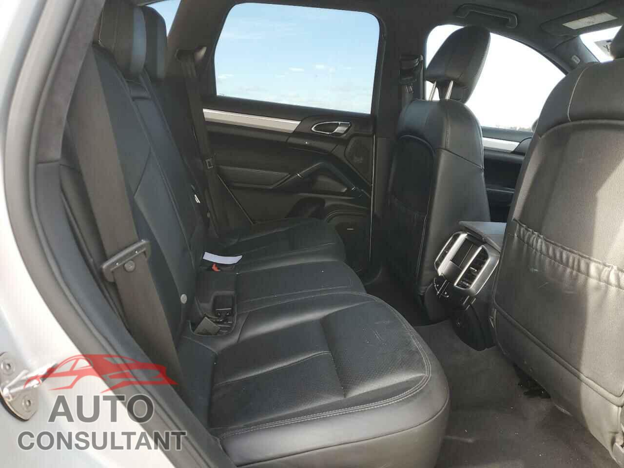 PORSCHE CAYENNE 2013 - WP1AD2A29DLA71477