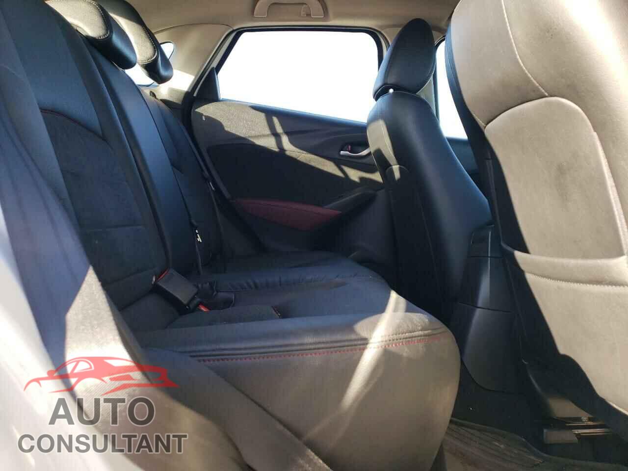 MAZDA CX-3 2017 - JM1DKFD71H0176752