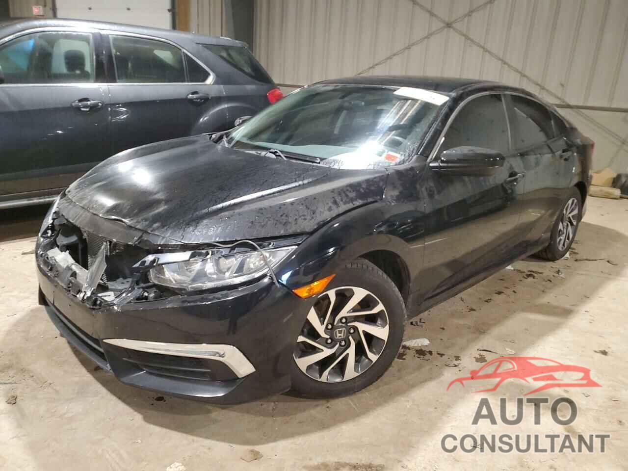 HONDA CIVIC 2018 - 19XFC2F70JE200919