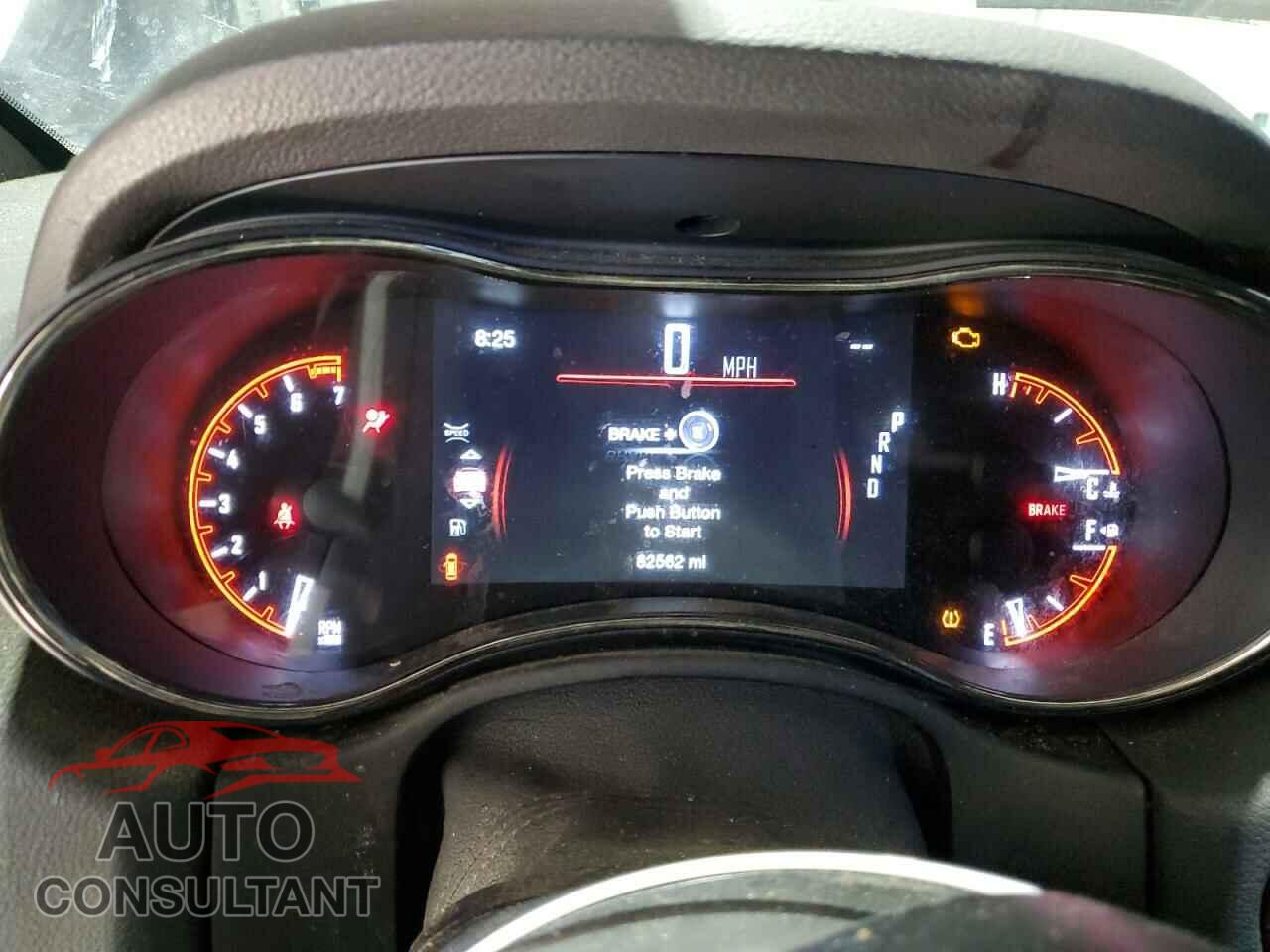 DODGE DURANGO 2018 - 1C4RDJDG5JC393471