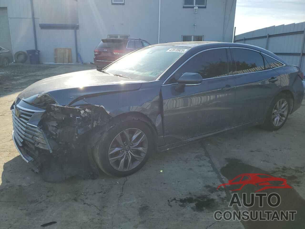 TOYOTA AVALON 2019 - 4T1BZ1FB6KU017616