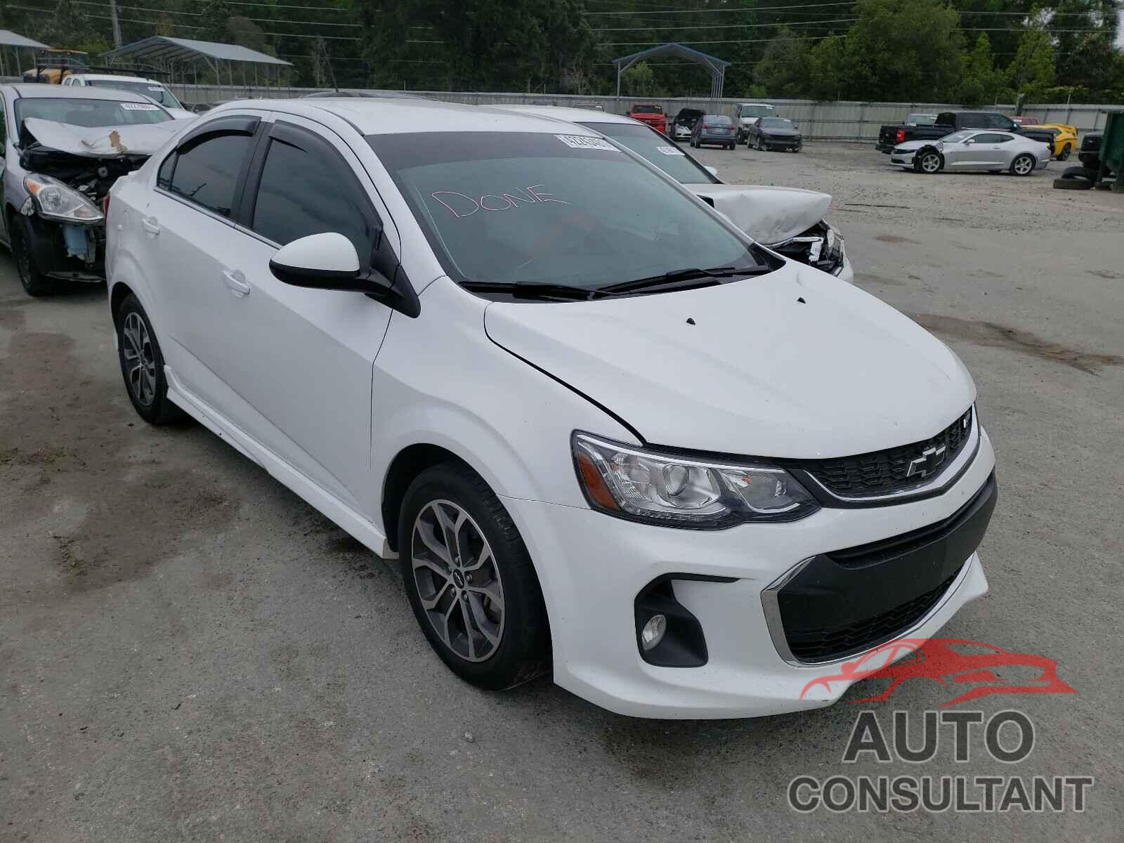 CHEVROLET SONIC 2018 - 1G1JD5SH8J4125274
