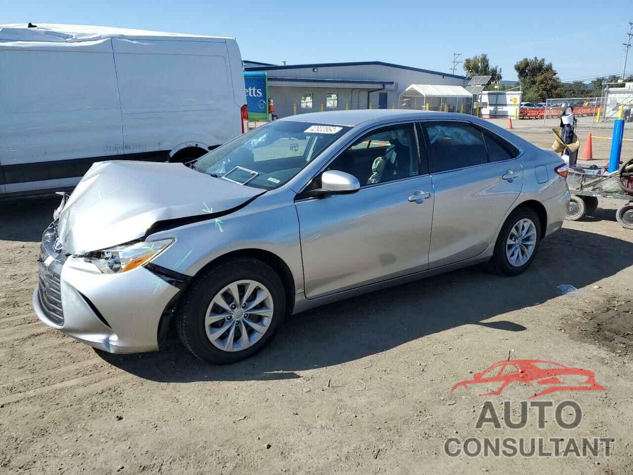 TOYOTA CAMRY 2016 - 4T4BF1FK3GR581195