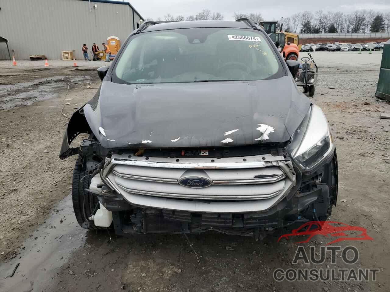 FORD ESCAPE 2018 - 1FMCU0GD6JUD06880