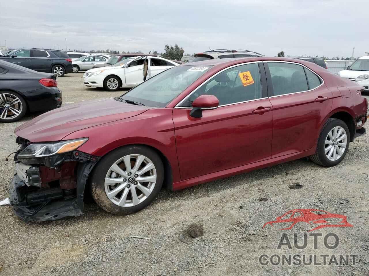 TOYOTA CAMRY 2018 - 4T1B11HK6JU633125