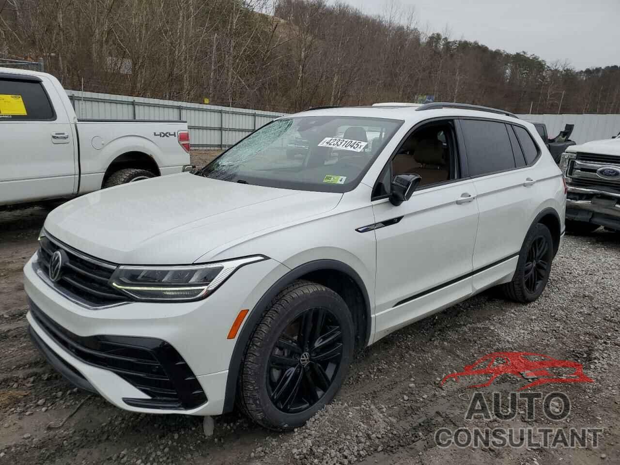 VOLKSWAGEN TIGUAN 2022 - 3VV8B7AX8NM072183