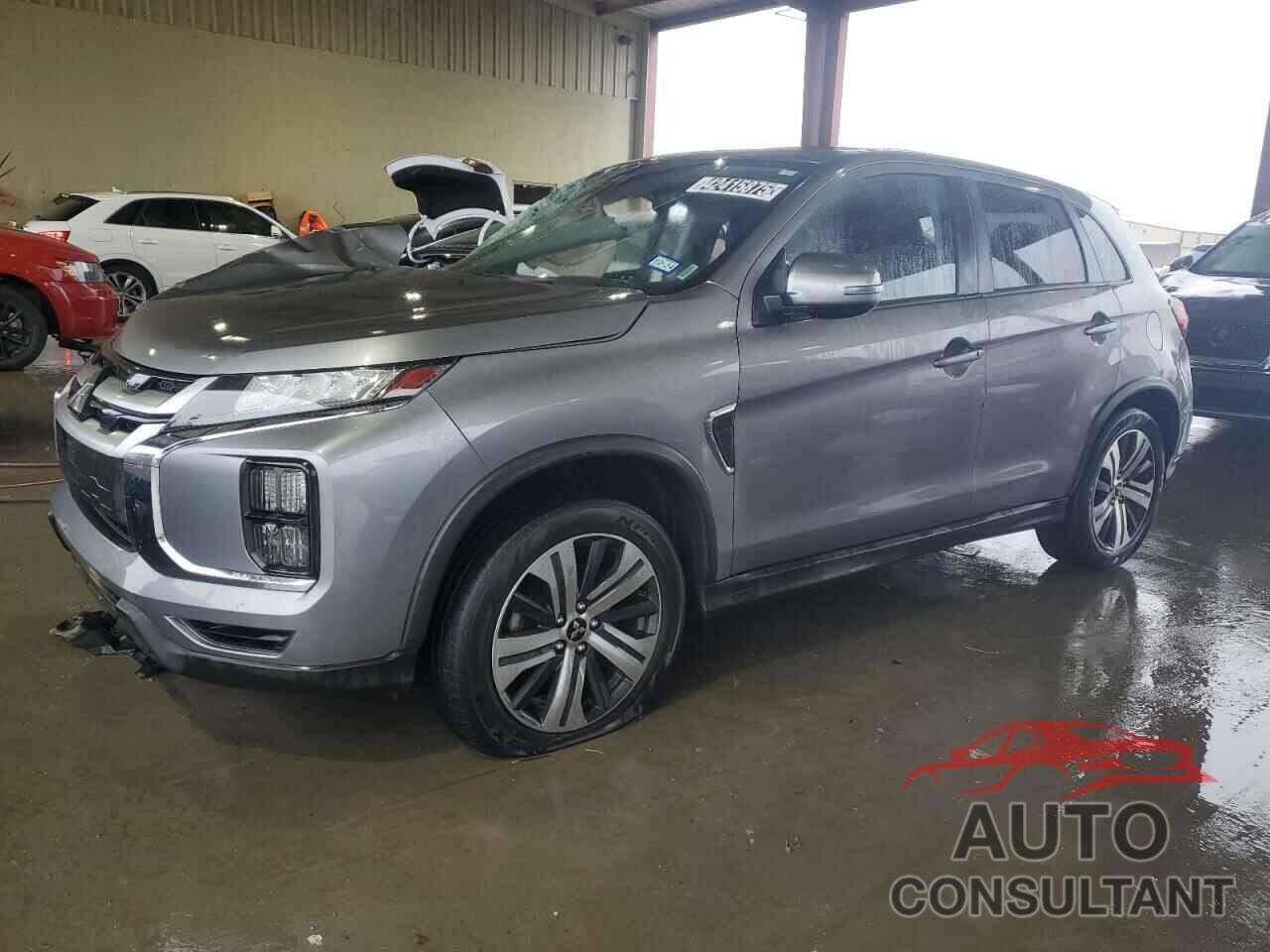 MITSUBISHI OUTLANDER 2021 - JA4ARUAU3MU014857