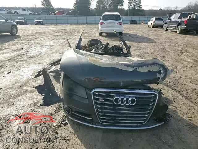 AUDI S8 2013 - WAUD2AFD2DN010854