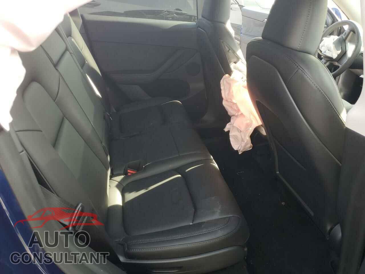 TESLA MODEL Y 2023 - 7SAYGAEE7PF802469