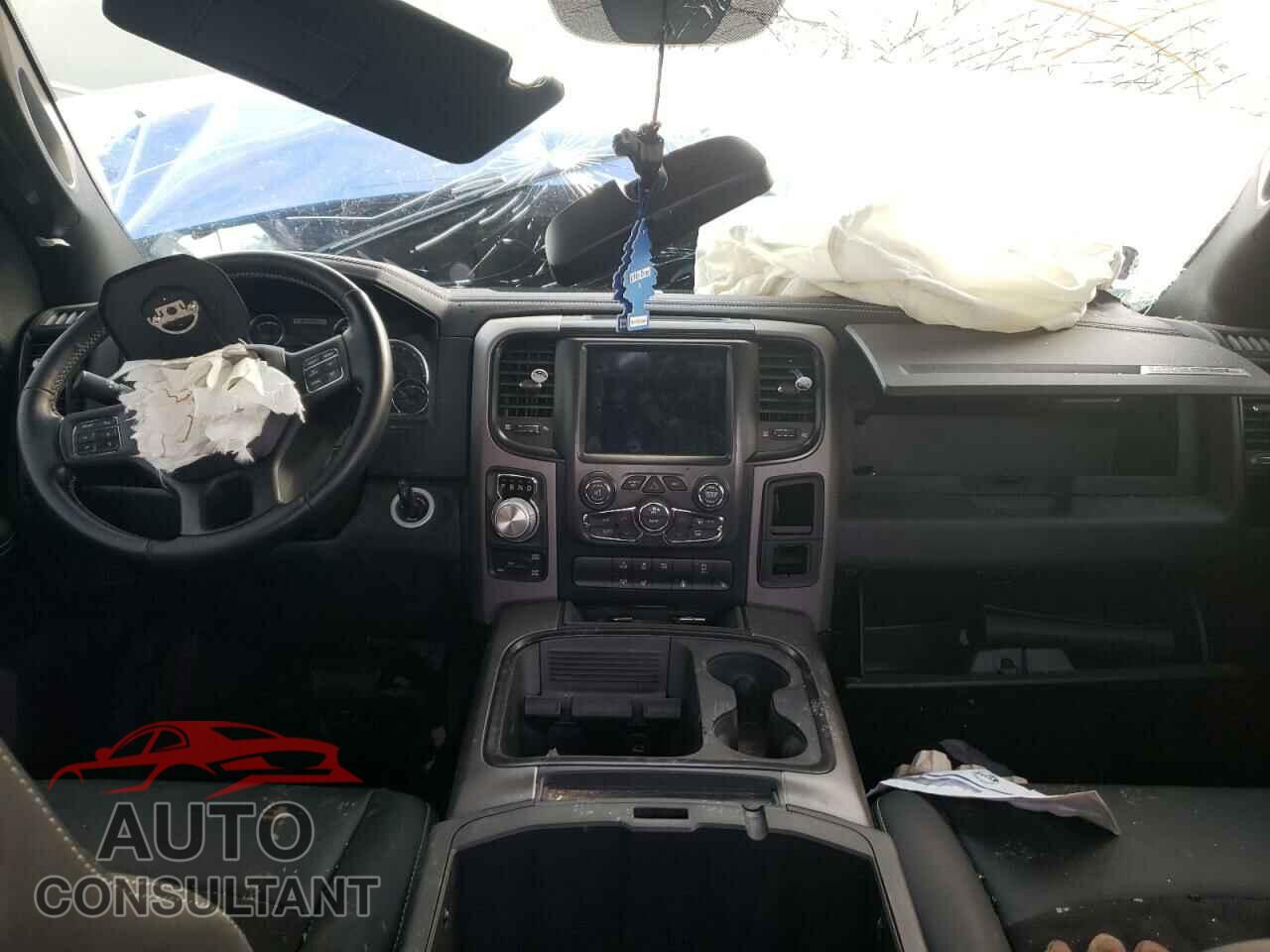 RAM 1500 2018 - 1C6RR7YT5JS193084