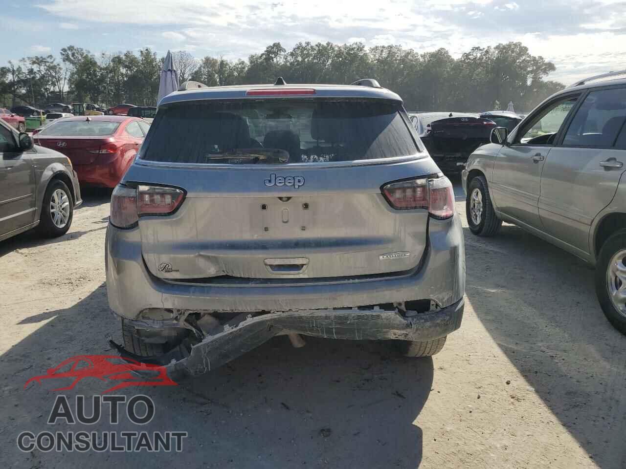JEEP COMPASS 2018 - 3C4NJCBBXJT228711