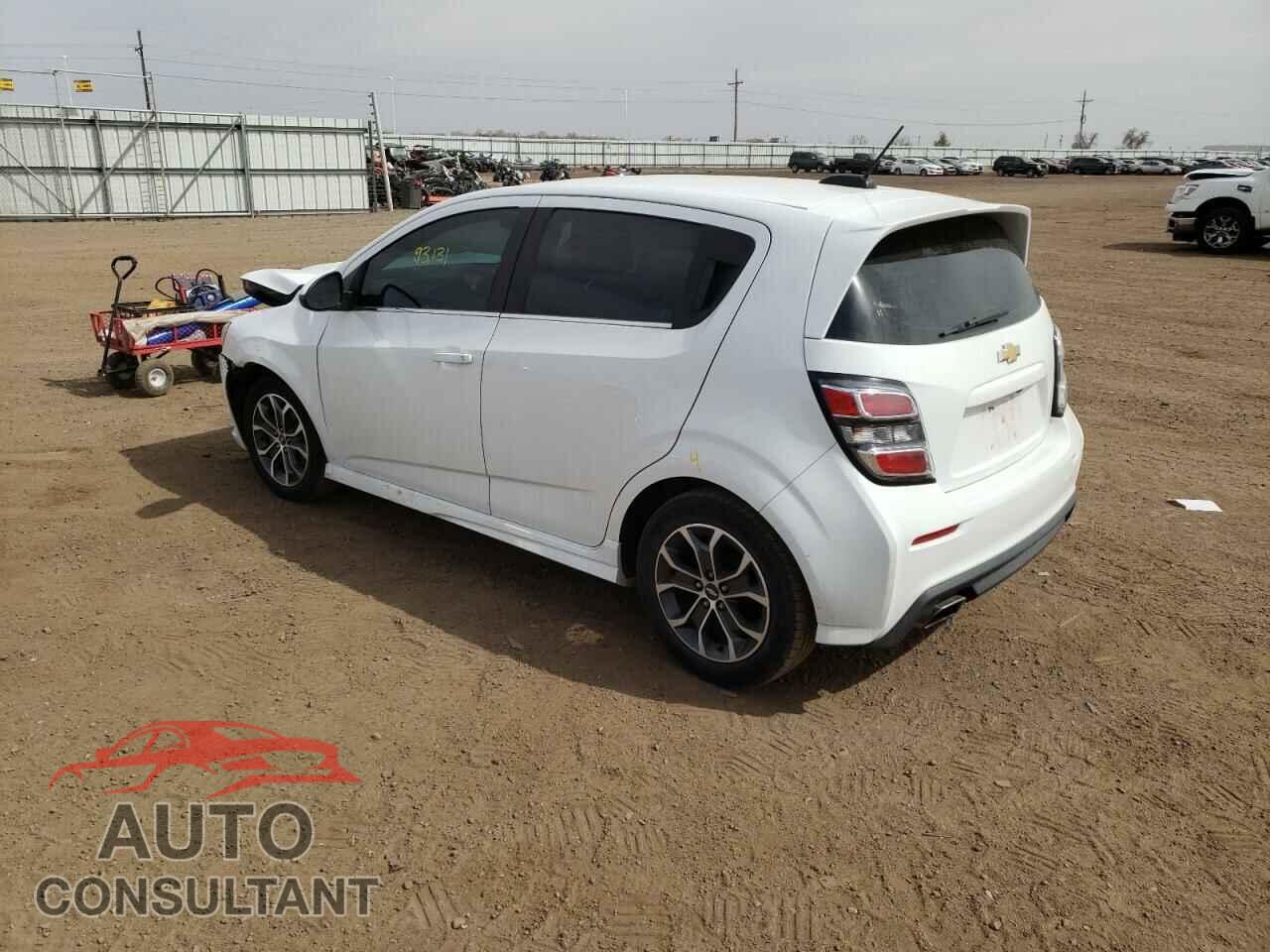 CHEVROLET SONIC 2017 - 1G1JD6SB9H4127935