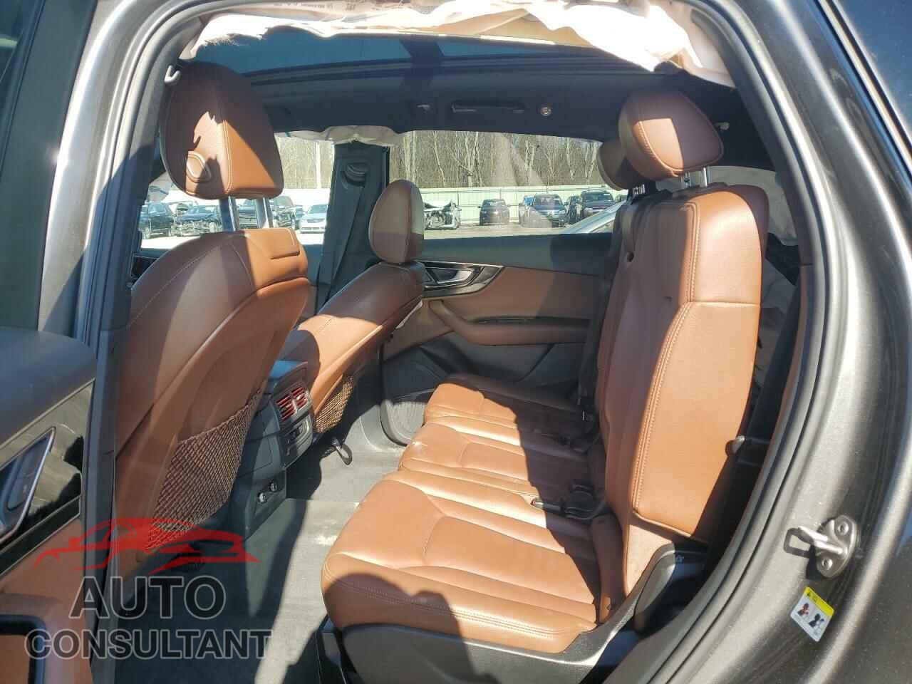 AUDI Q7 2019 - WA1LAAF72KD006022