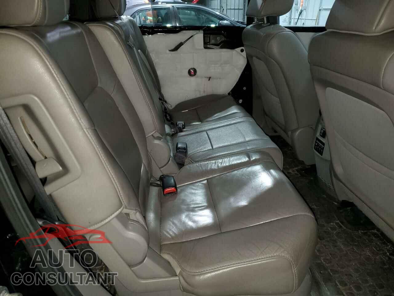HONDA PILOT 2014 - 5FNYF4H92EB016849