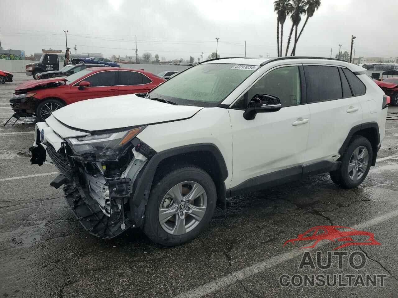 TOYOTA RAV4 2024 - JTMRWRFV4RD215643