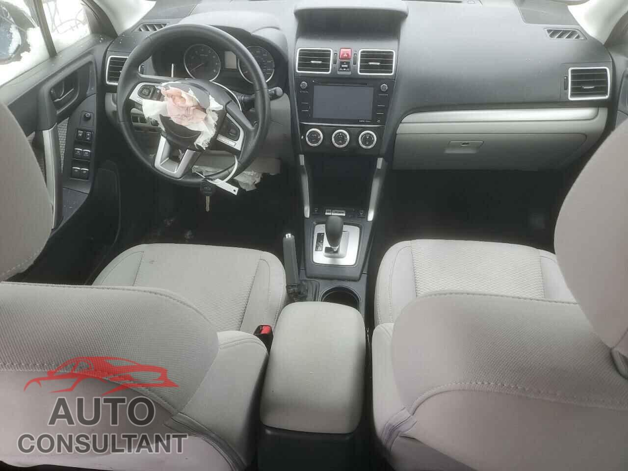 SUBARU FORESTER 2017 - JF2SJAEC9HH582158