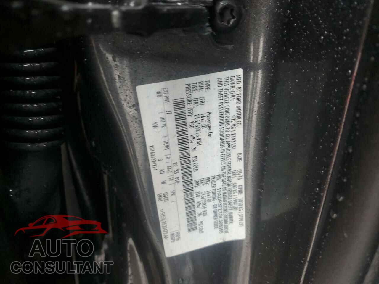 FORD FOCUS 2016 - 1FADP3F2XGL308055