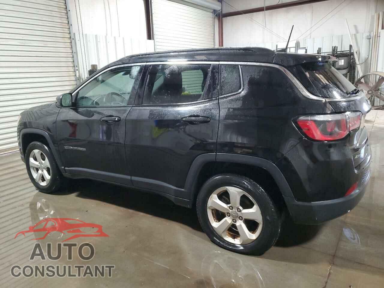 JEEP COMPASS 2018 - 3C4NJDBB2JT138846