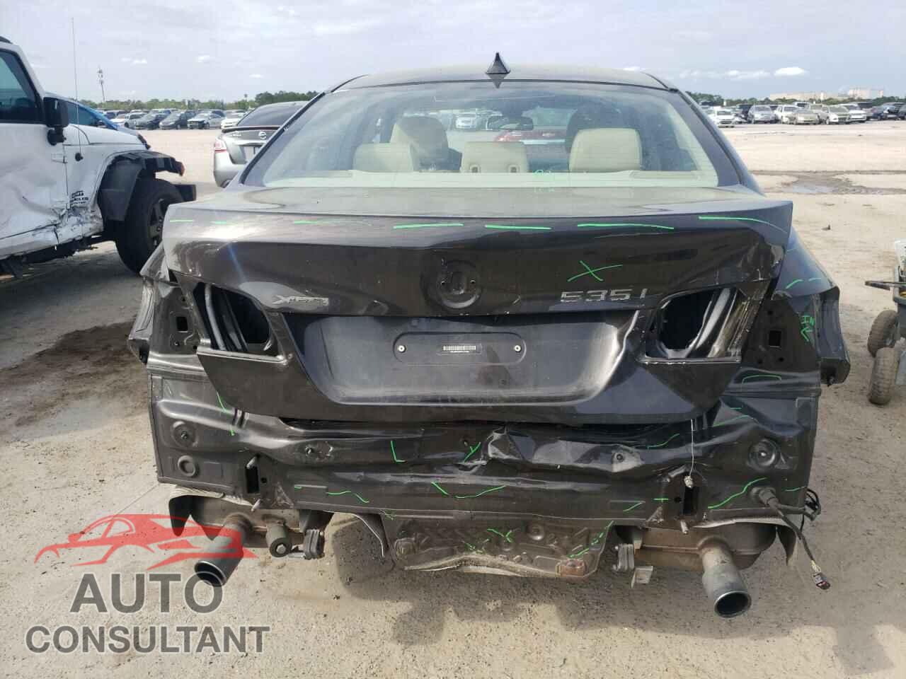 BMW 5 SERIES 2015 - WBA5B3C50FD547504