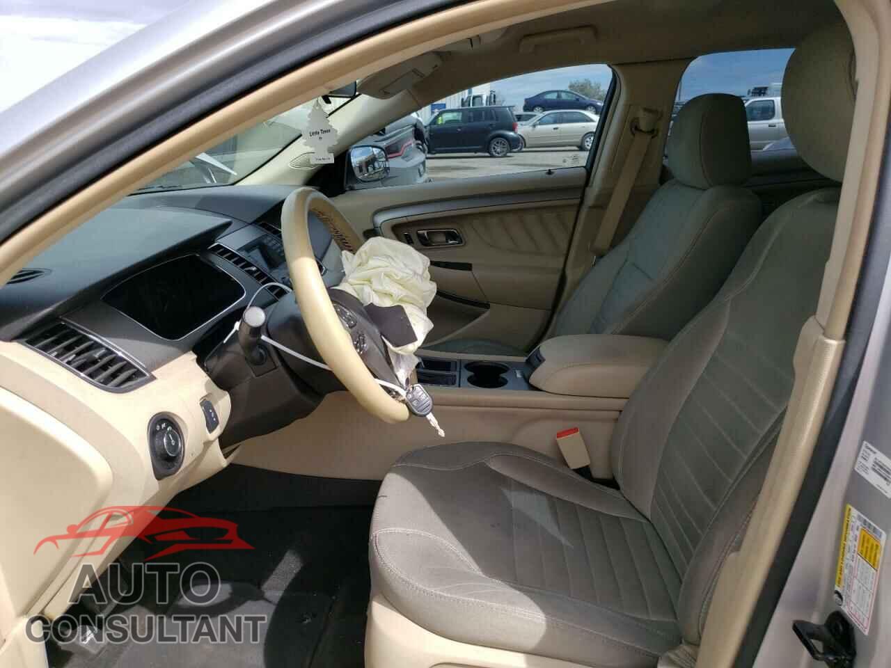 FORD TAURUS 2015 - 1FAHP2D87FG165074
