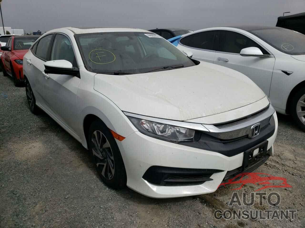 HONDA CIVIC 2018 - 2HGFC2F71JH564921