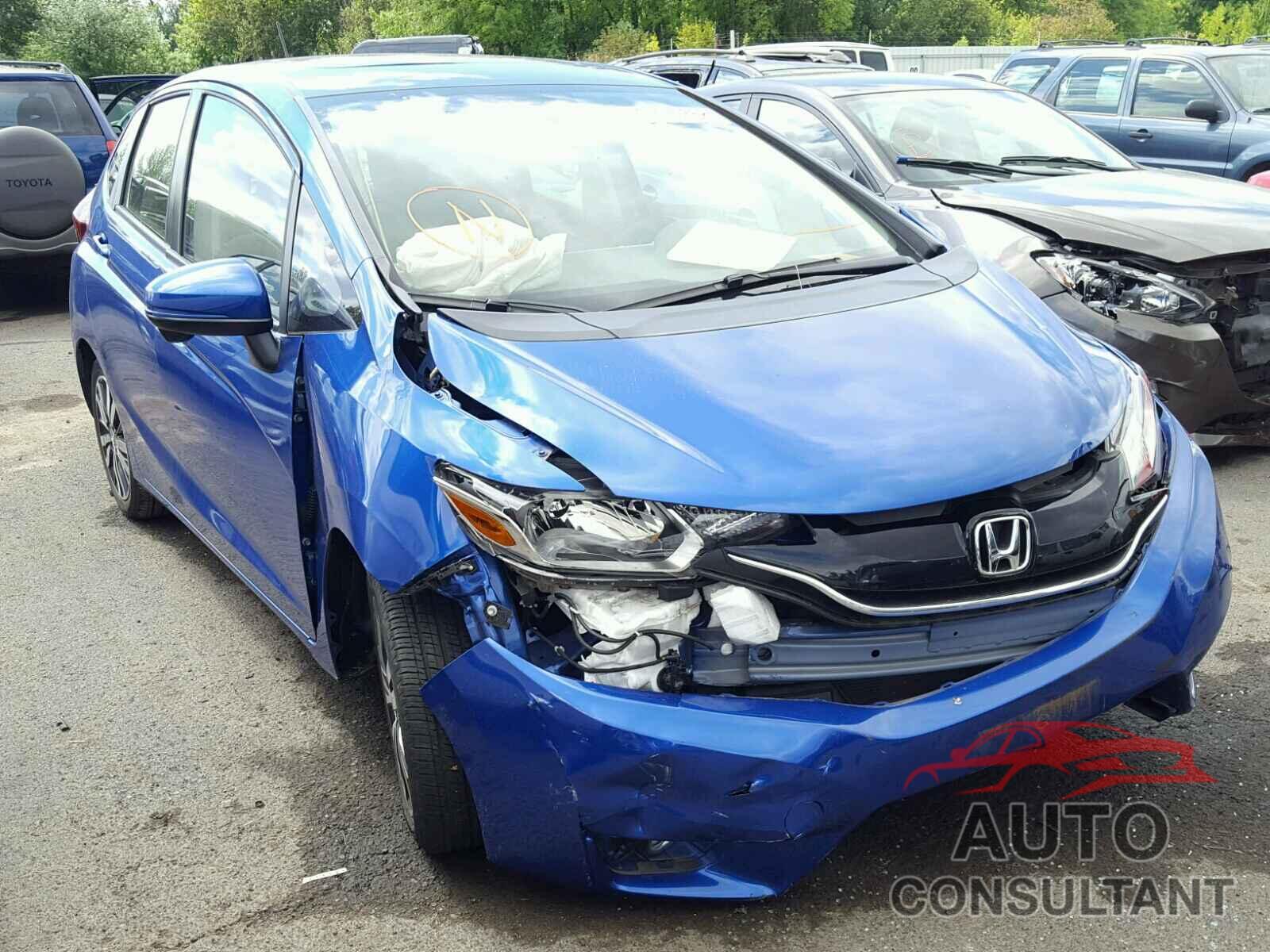 HONDA FIT 2016 - JHMGK5H77GX016977