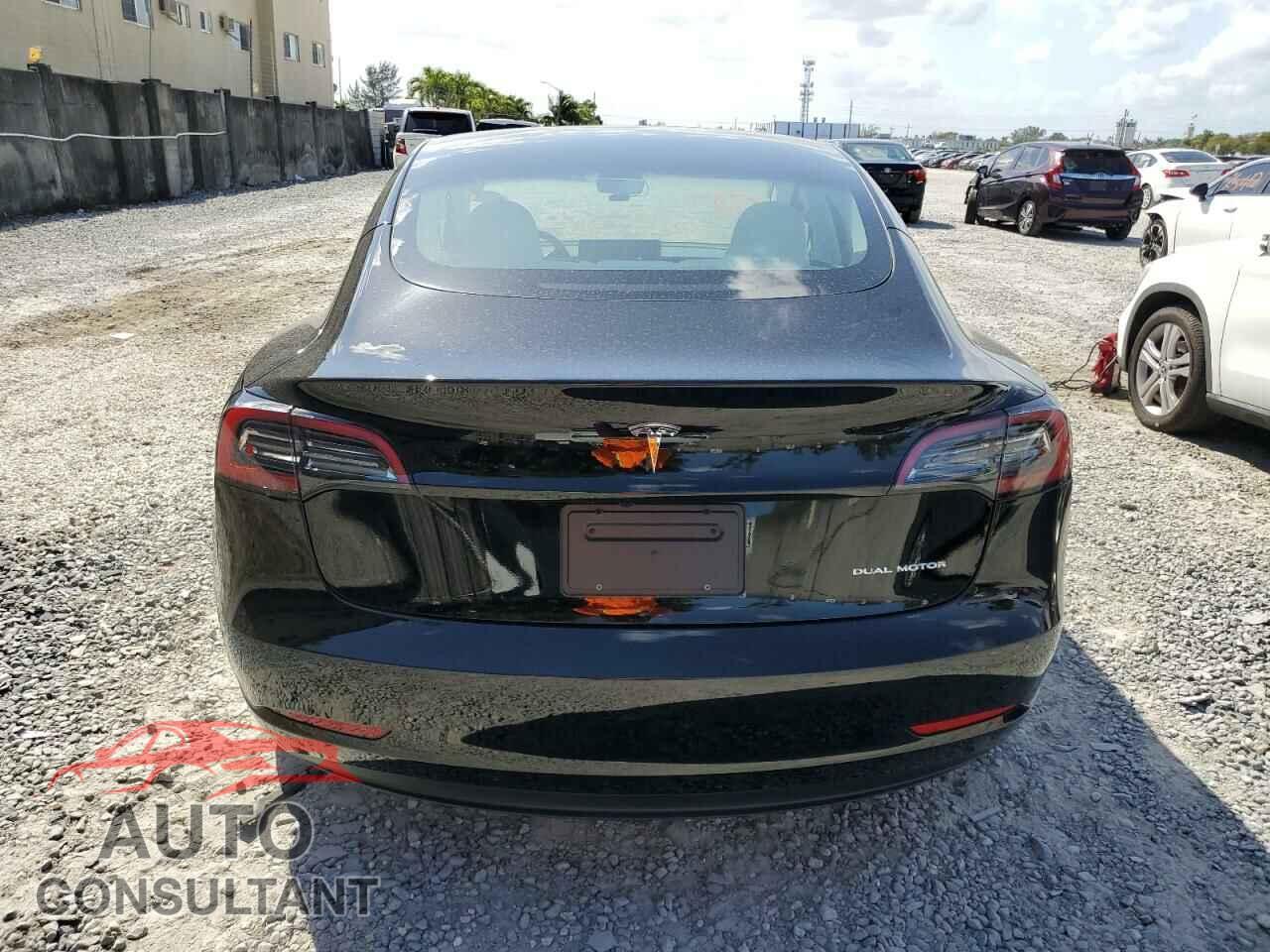 TESLA MODEL 3 2023 - 5YJ3E1EB3PF677764