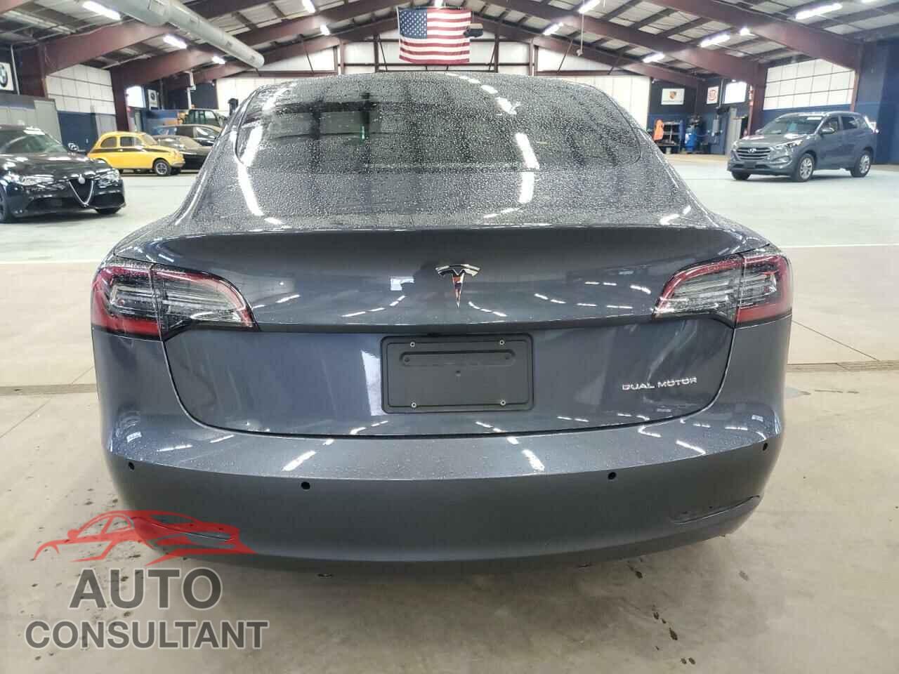 TESLA MODEL 3 2022 - 5YJ3E1EB8NF207288