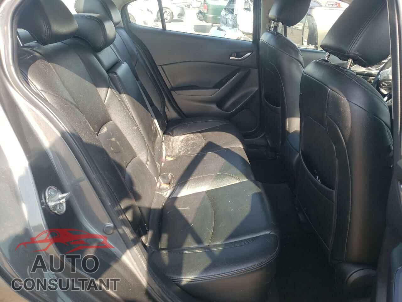 MAZDA 3 2017 - 3MZBN1U75HM120292