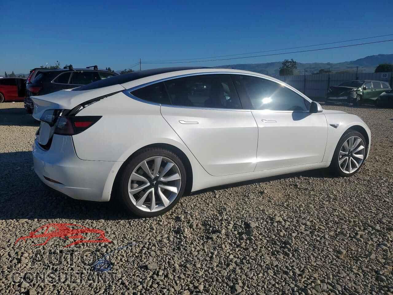 TESLA MODEL 3 2019 - 5YJ3E1EAXKF472491