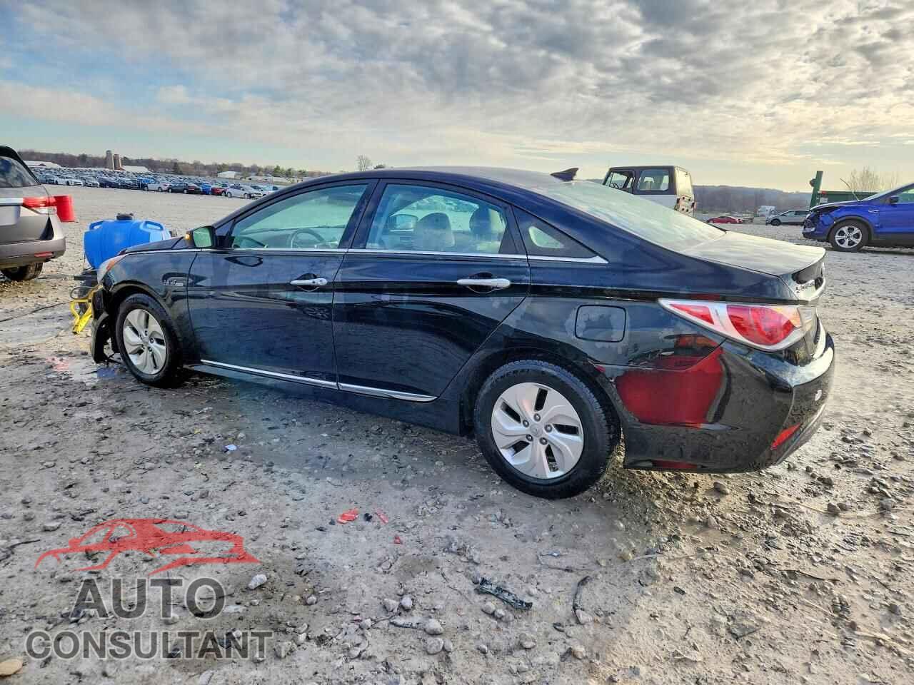 HYUNDAI SONATA 2013 - KMHEC4A45DA070370
