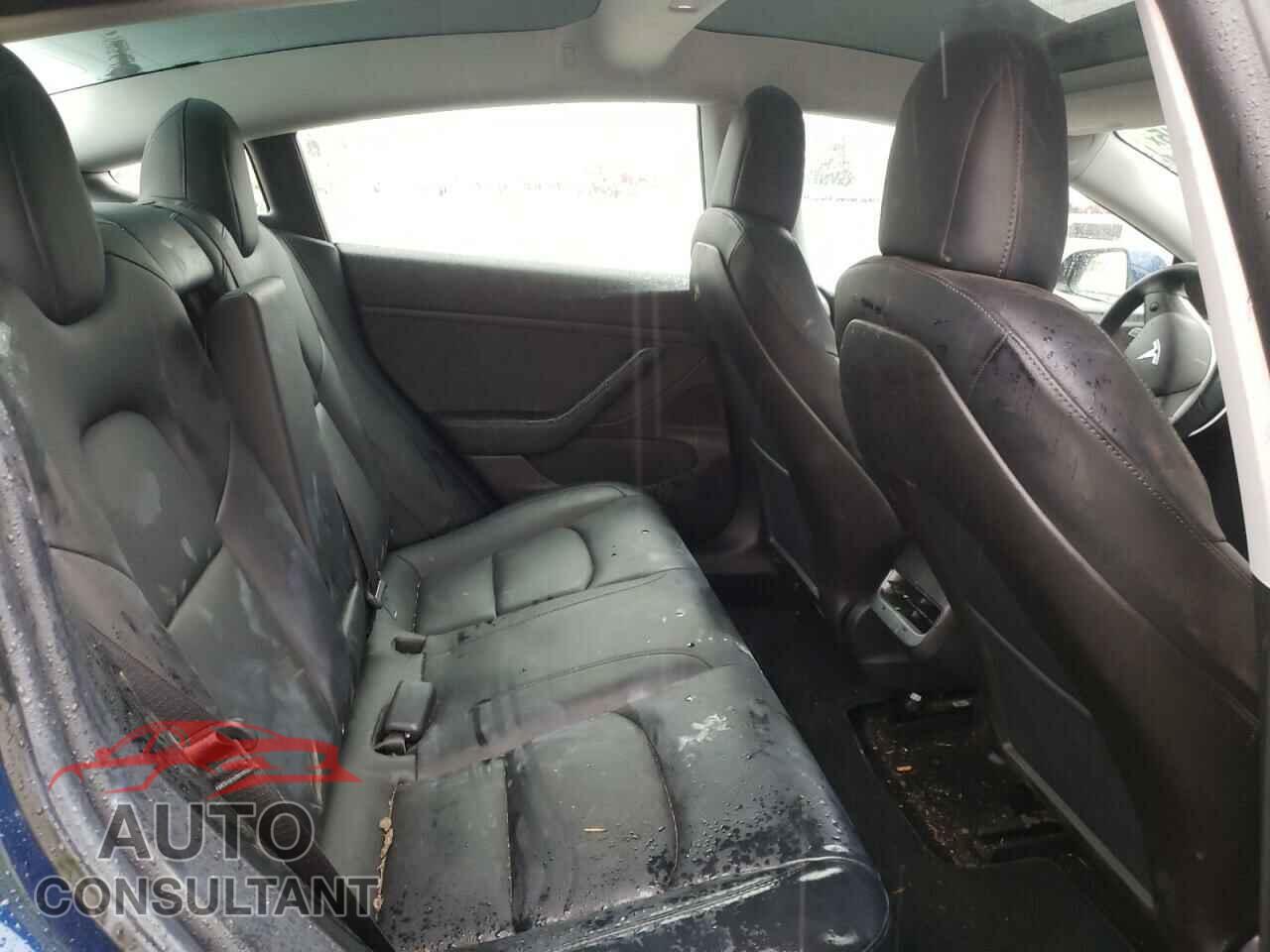 TESLA MODEL 3 2019 - 5YJ3E1EB3KF433198