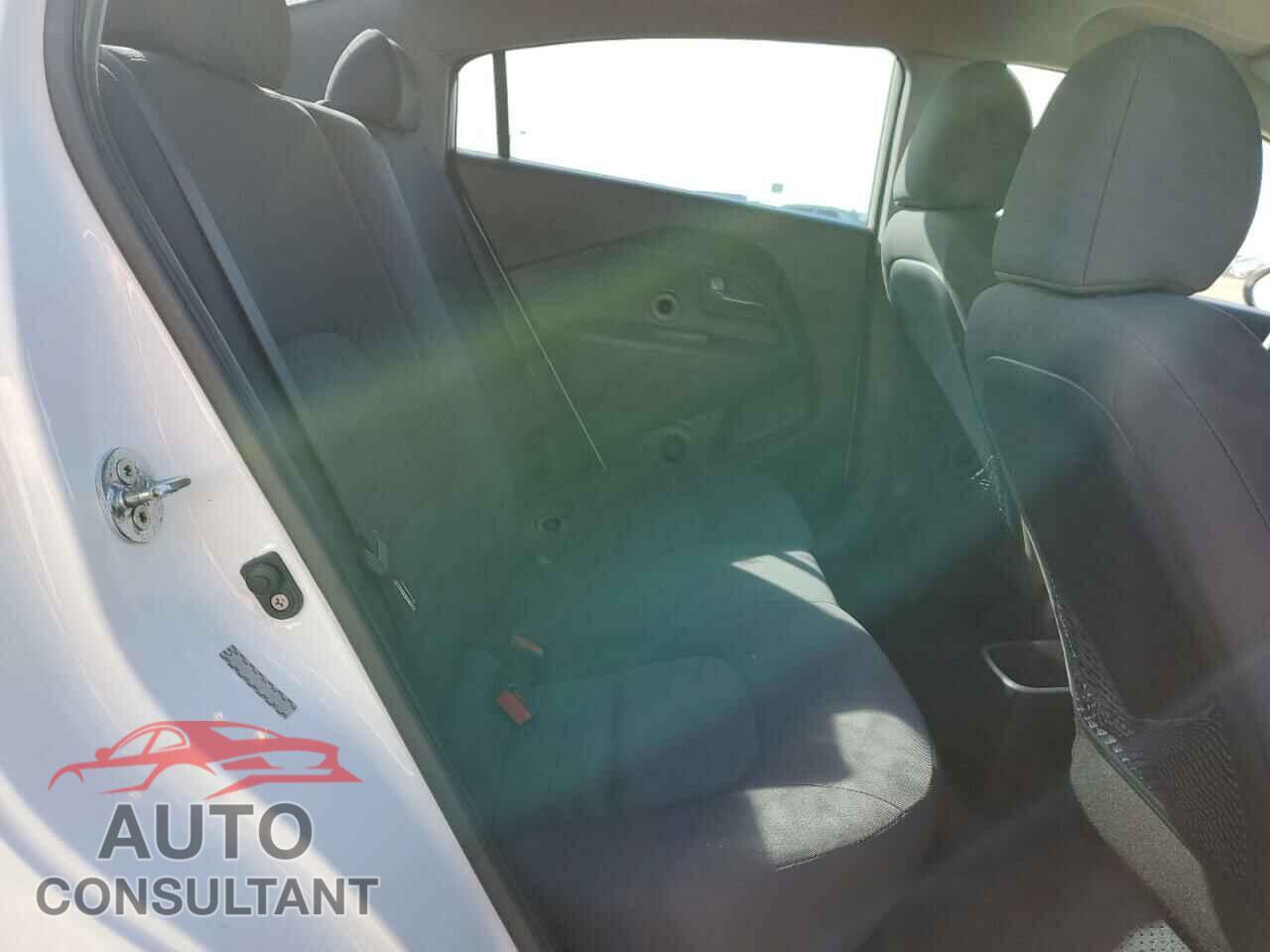KIA RIO 2013 - KNADM4A37D6193785