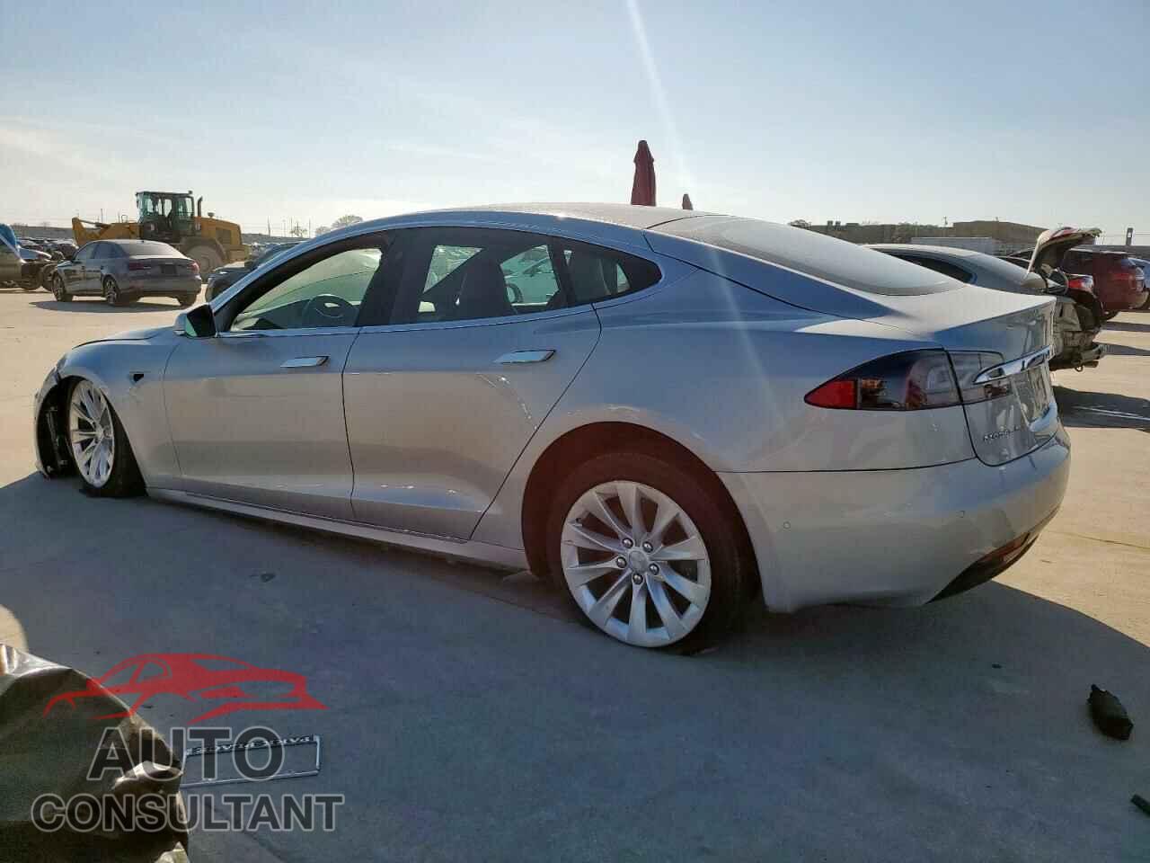 TESLA MODEL S 2018 - 5YJSA1E24JF263536