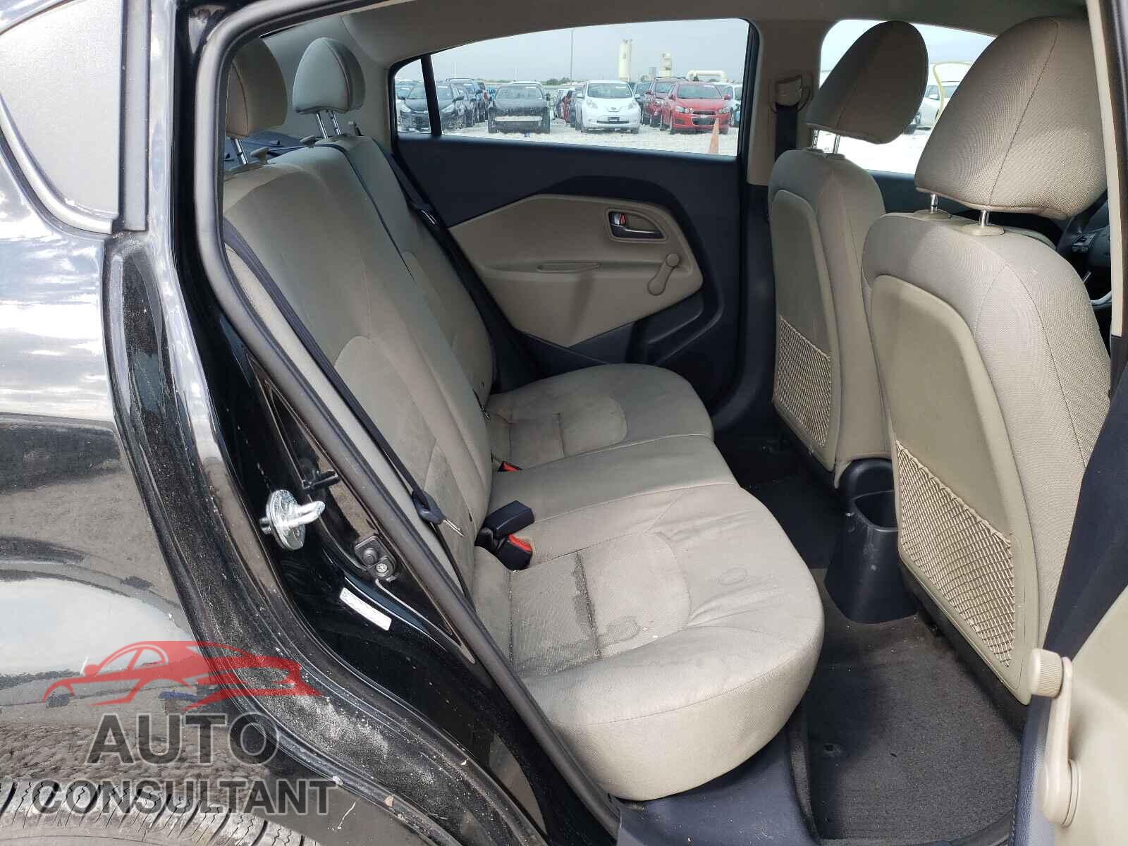 KIA RIO 2017 - KNADM4A31H6048585