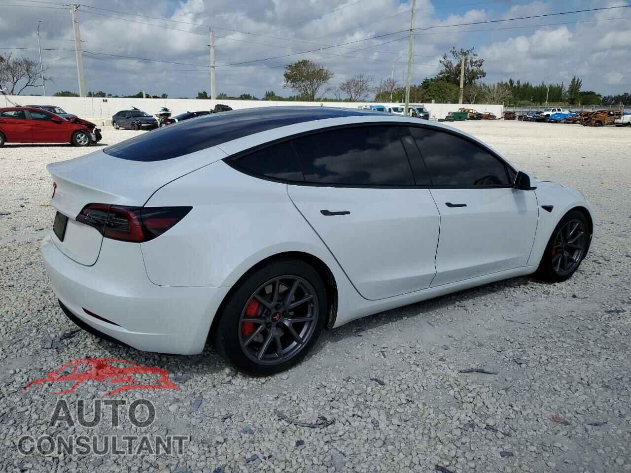 TESLA MODEL 3 2023 - 5YJ3E1EA5PF601003