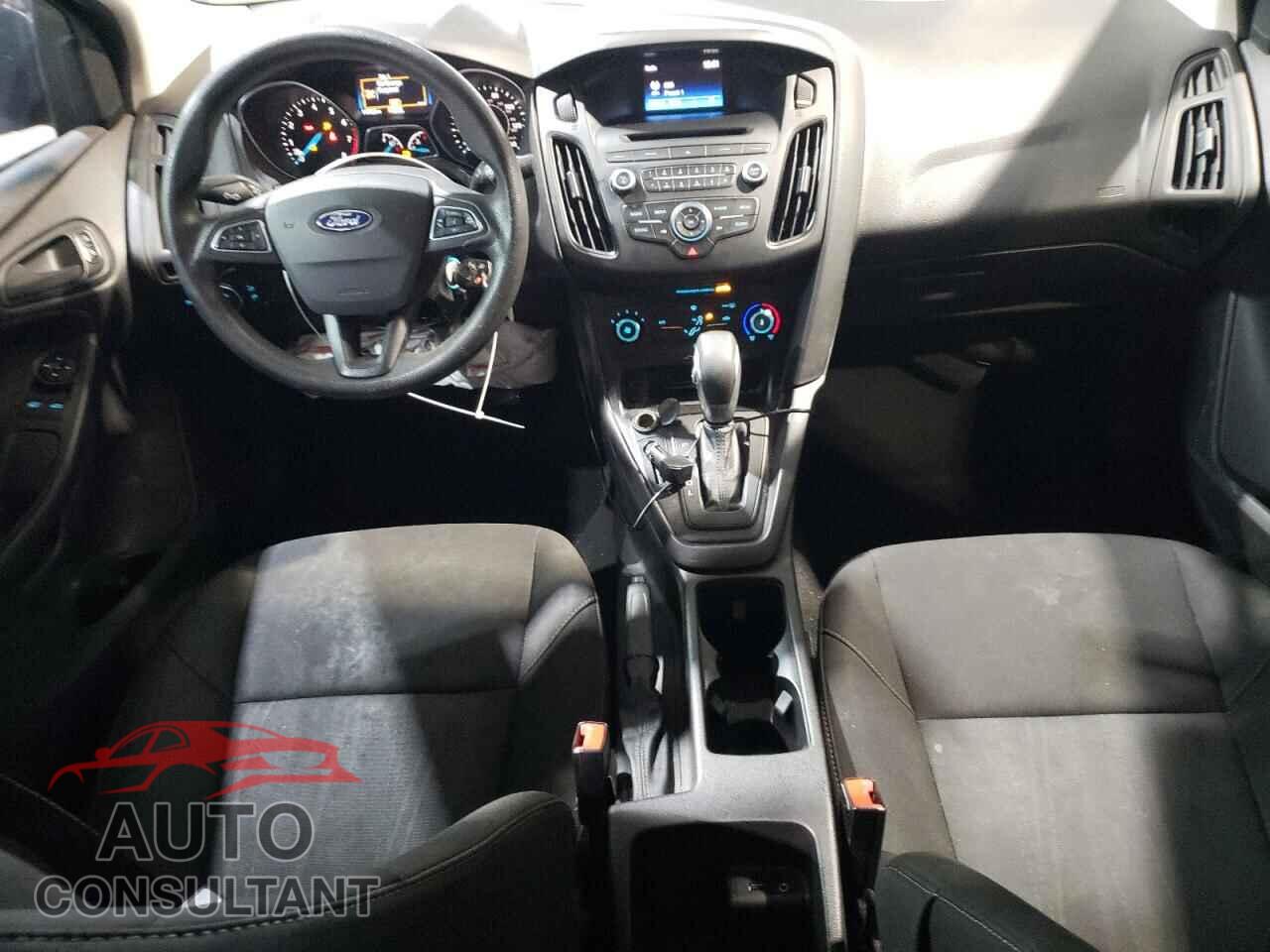 FORD FOCUS 2017 - 1FADP3E27HL342943