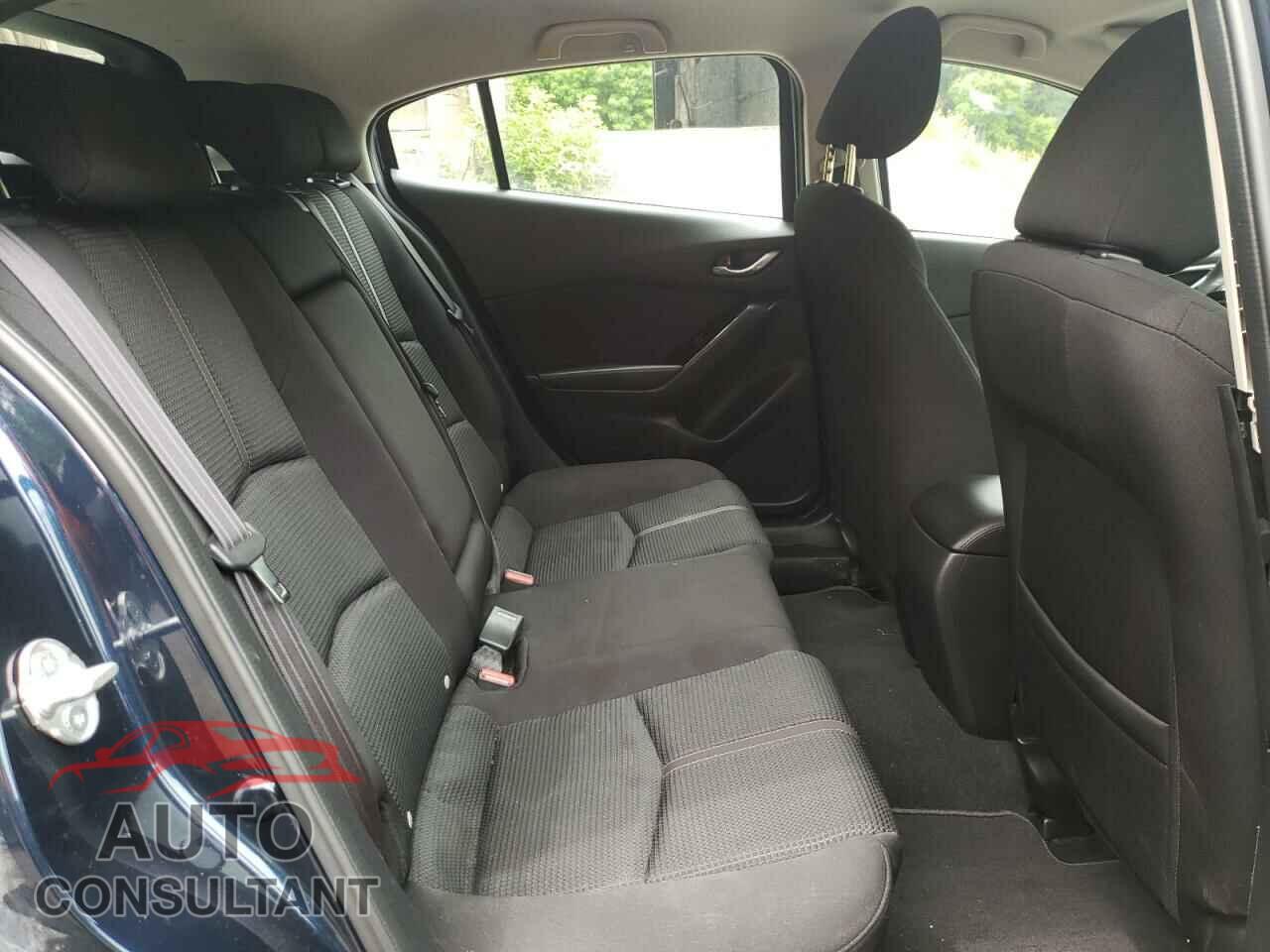MAZDA 3 2018 - JM1BN1L76J1166544