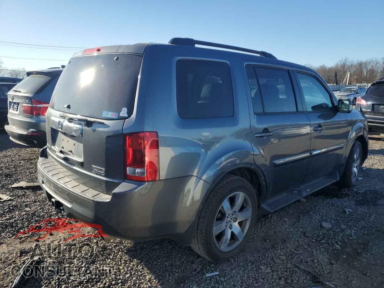 HONDA PILOT 2013 - 5FNYF4H92DB057190