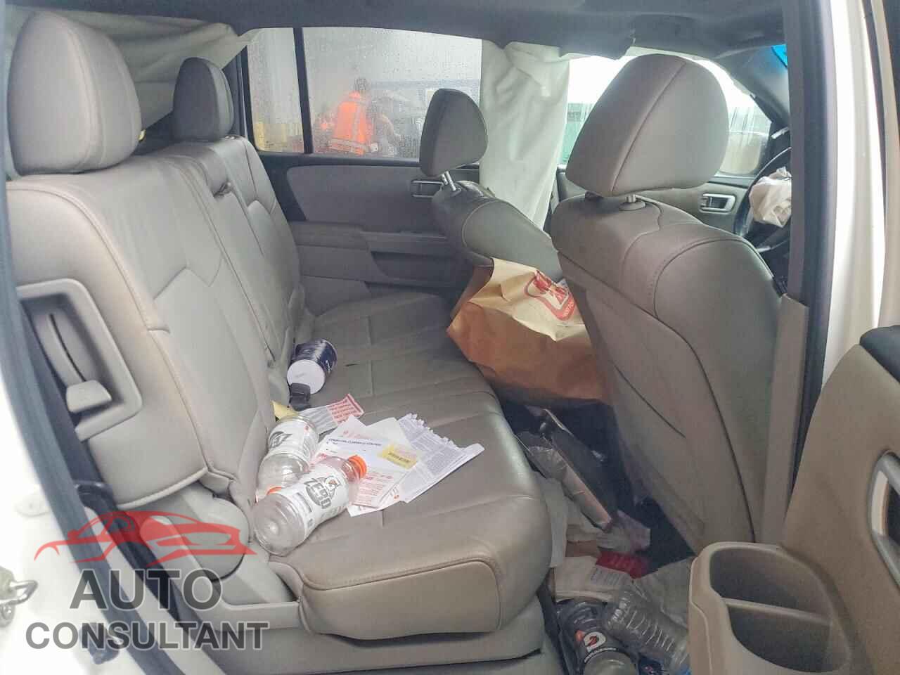 HONDA PILOT 2014 - 5FNYF4H58EB032020