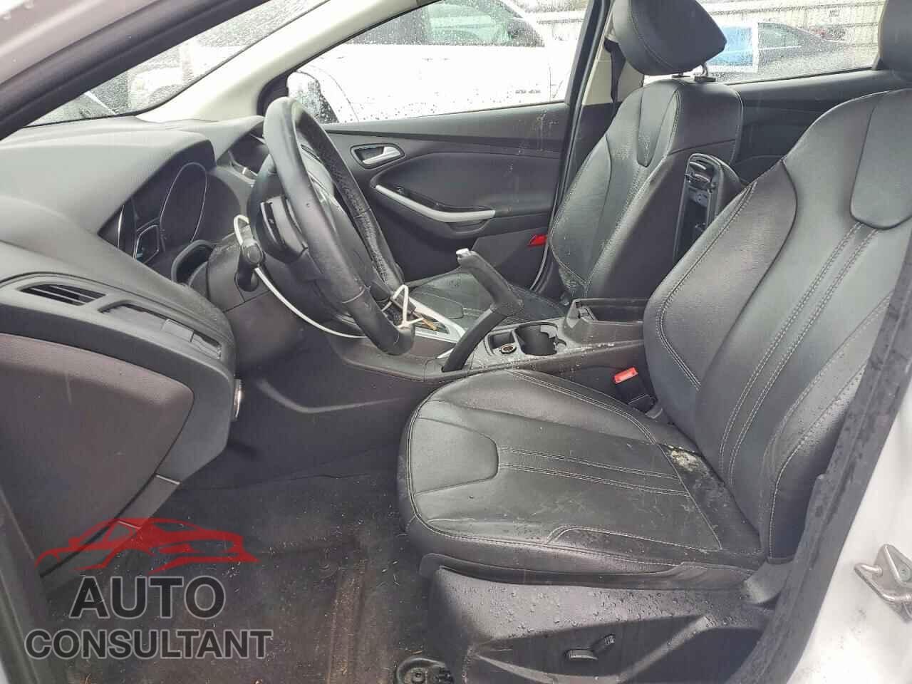 FORD FOCUS 2014 - 1FADP3F22EL264355
