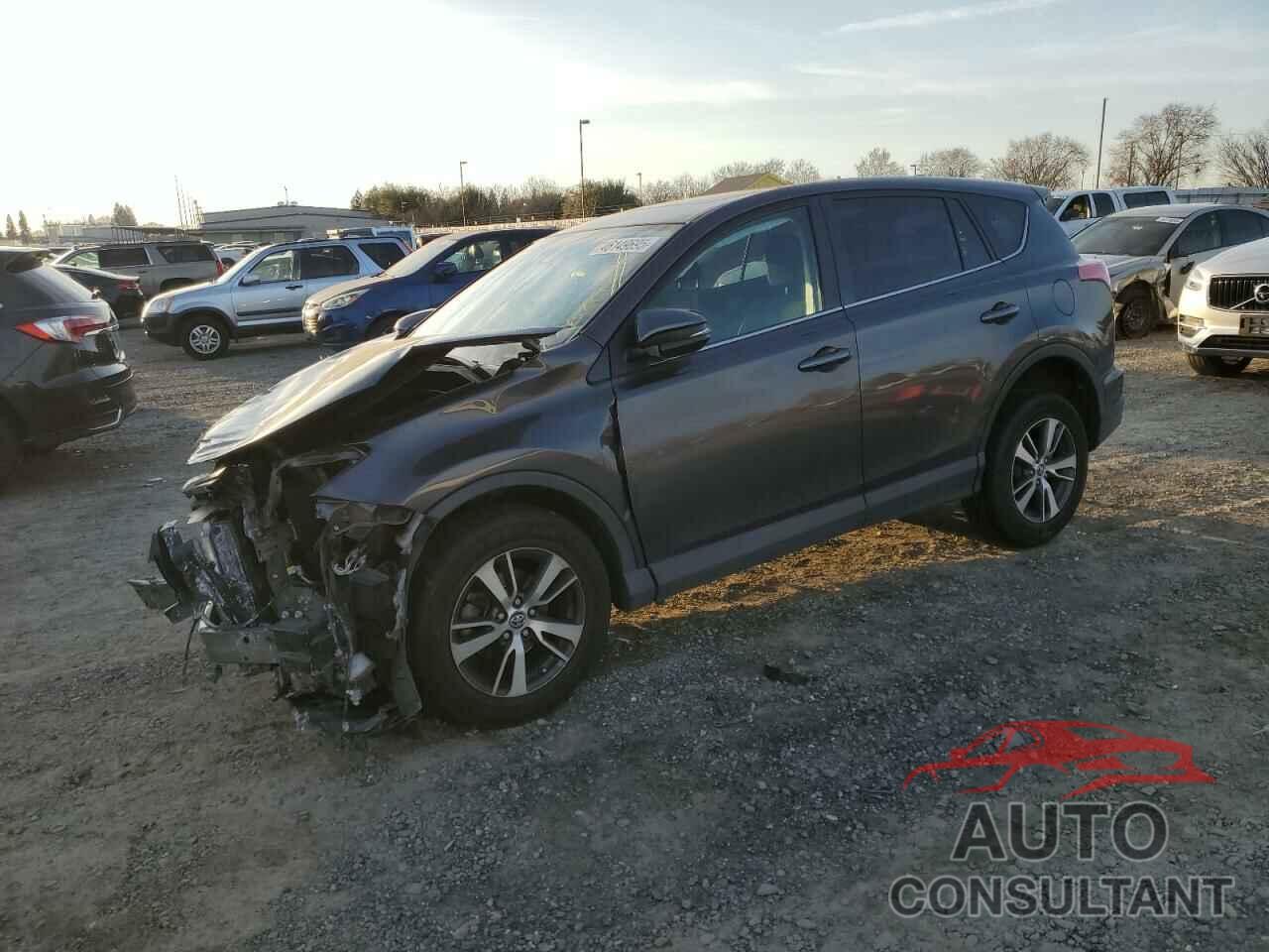 TOYOTA RAV4 2018 - 2T3RFREV2JW748910