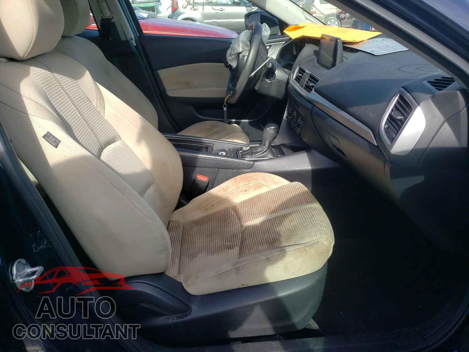 MAZDA 3 2017 - 3MZBN1U79HM104399