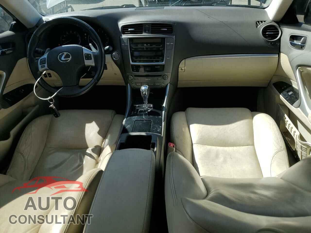 LEXUS IS 2012 - JTHBF5C24C5165573