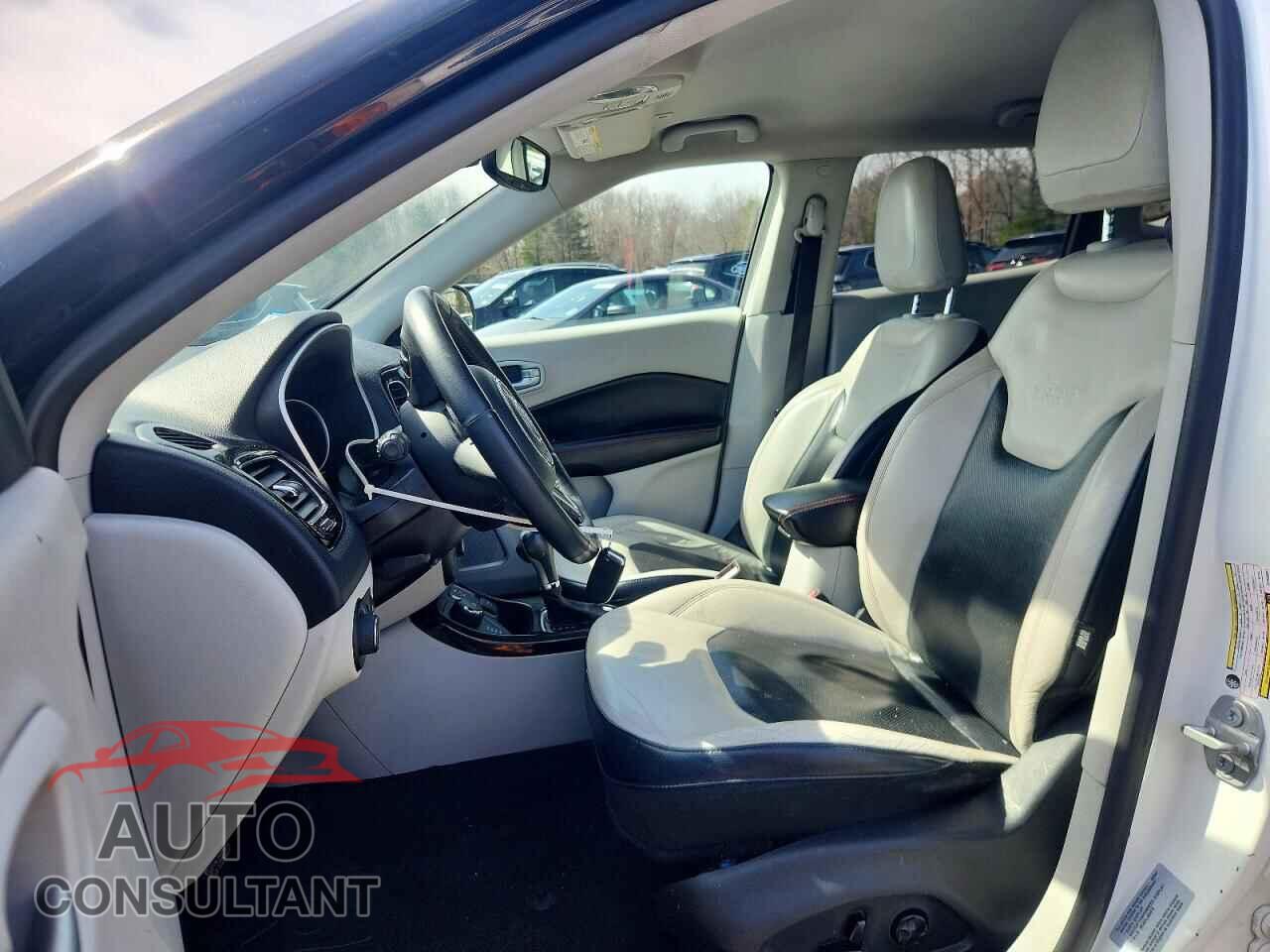 JEEP COMPASS 2017 - 3C4NJDCB0HT624841