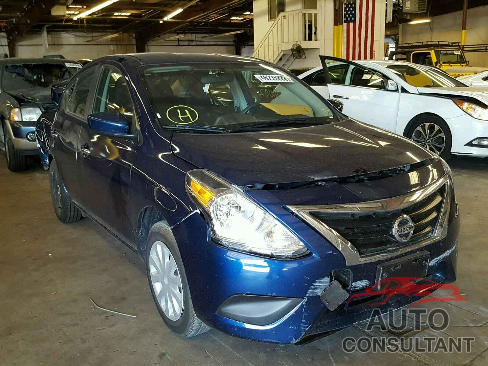 NISSAN VERSA 2018 - 3N1CN7AP8JL872971