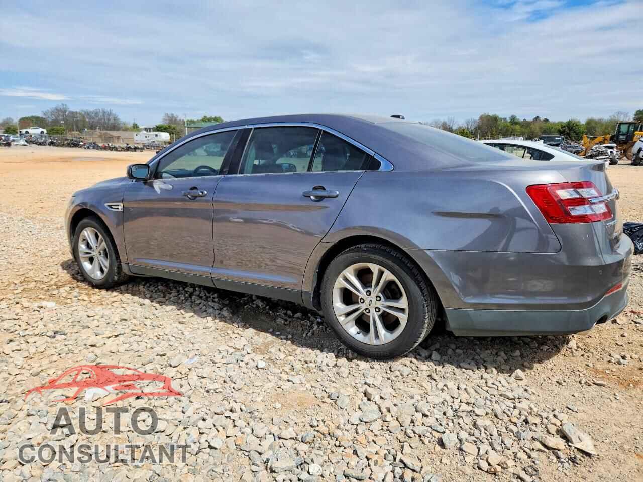 FORD TAURUS 2013 - 1FAHP2E85DG161133