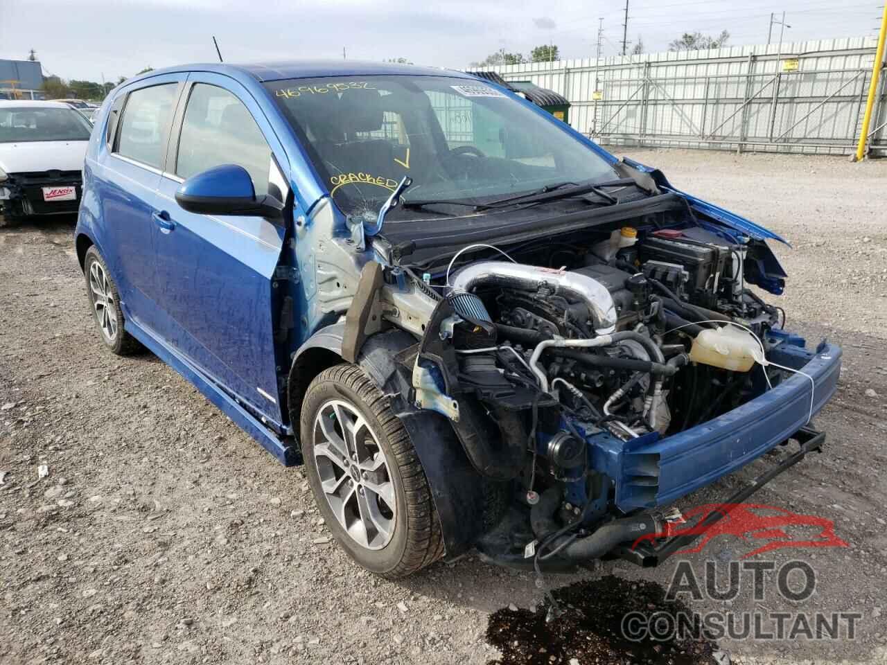 CHEVROLET SONIC 2018 - 1G1JD6SB5J4102262